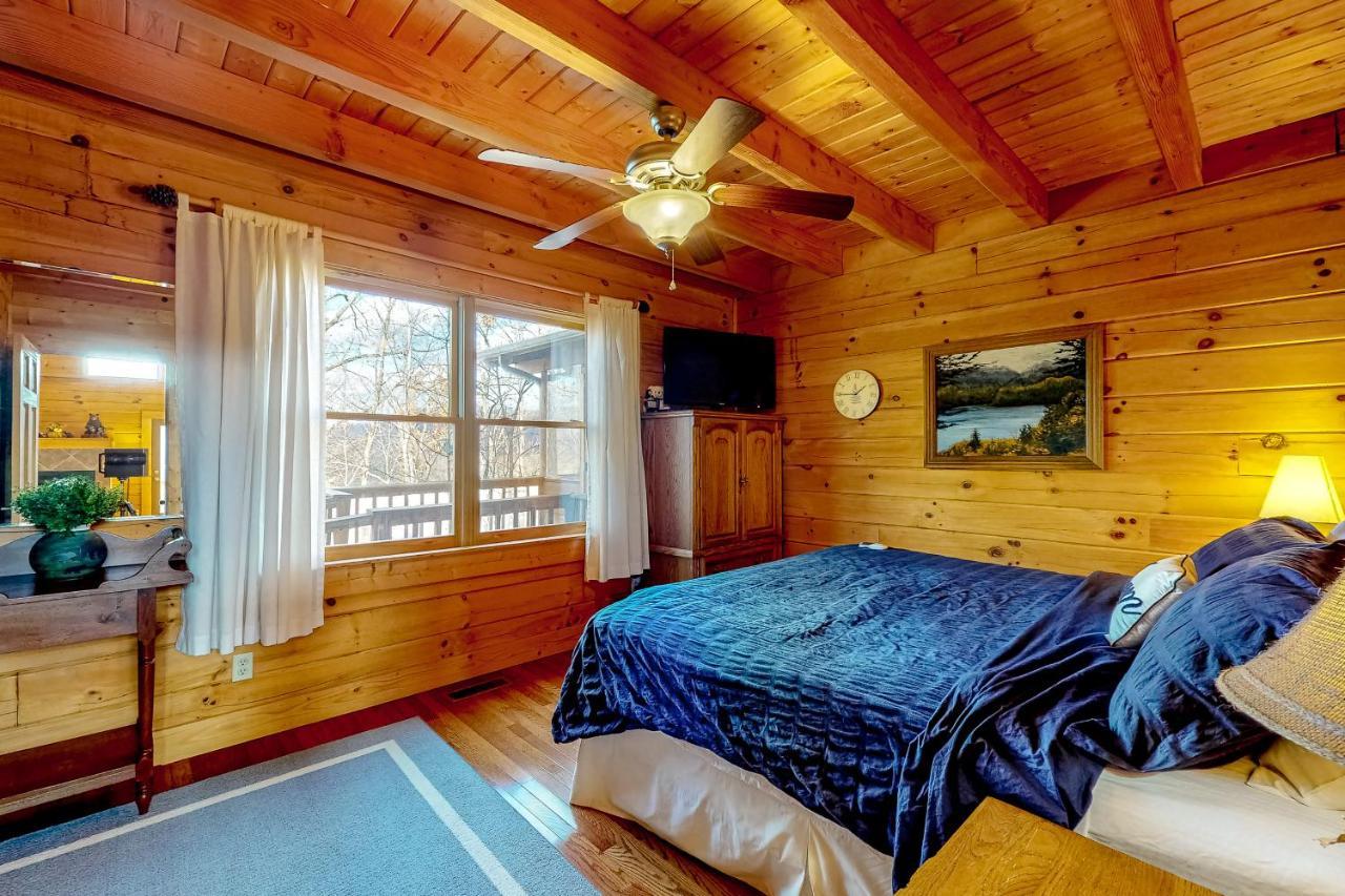 Lazy Bear Lodge 세비어빌 외부 사진