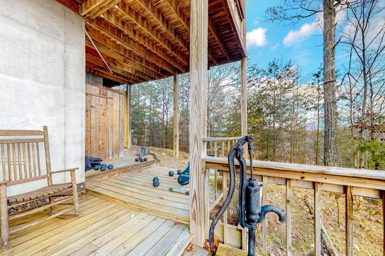 Lazy Bear Lodge 세비어빌 외부 사진