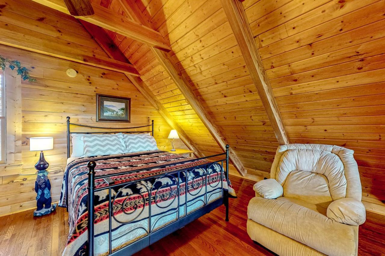 Lazy Bear Lodge 세비어빌 외부 사진