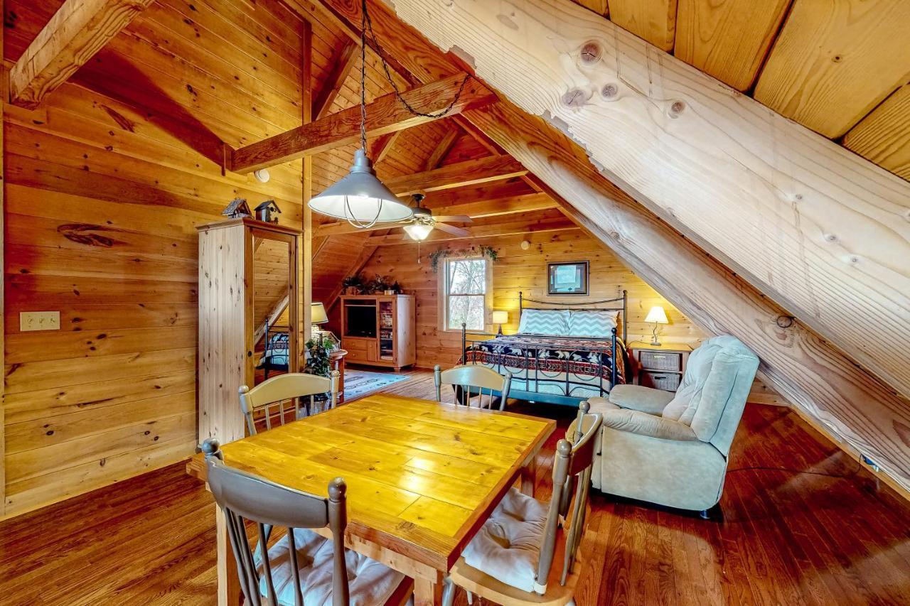 Lazy Bear Lodge 세비어빌 외부 사진