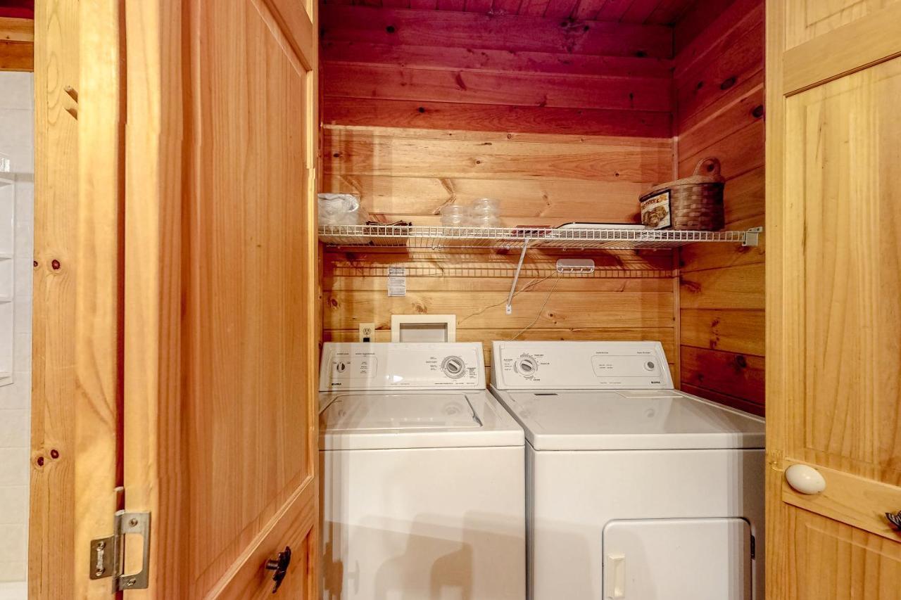 Lazy Bear Lodge 세비어빌 외부 사진